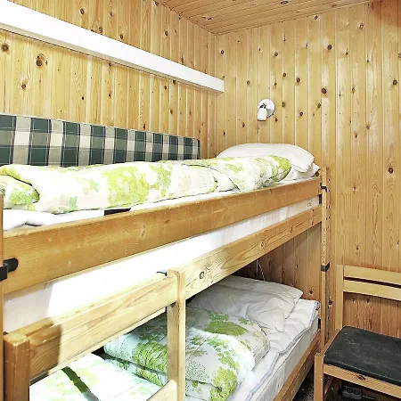 6 Person In L S Holiday home *